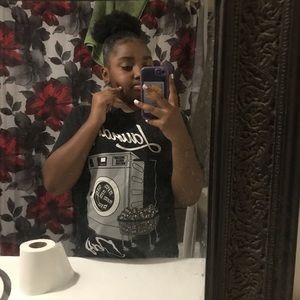 Meet your Posher, Caitlyn